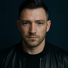 Luister naar Tom Brook, bekijk muziekvideo's, lees de bio, bekijk de tourdata, en meer!