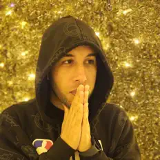 Kyle-G dinle, müzik videolarını izle, biyografisini oku, tur tarihlerini ve daha fazlasını gör!