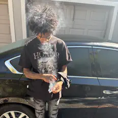 8dollabill을(를) 듣고, 뮤직 비디오를 보고, 약력을 읽고, 투어 일정 등을 확인하세요!