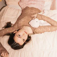 聆聽 Tilly Fenton、觀看音樂影片、閱讀小傳、查看巡演日期等！