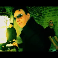 Endless Shame dinle, müzik videolarını izle, biyografisini oku, tur tarihlerini ve daha fazlasını gör!