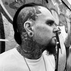 Ben Monteith सुनें, म्यूज़िक वीडियो देखें, बायो पढ़ें, दौरे की तारीखें और बहुत कुछ देखें!