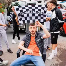 Écoutez wurathh, regardez des vidéoclips, lisez la biographie, consultez les dates de tournée et plus encore !