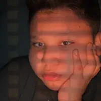 undefined을(를) 듣고, 뮤직 비디오를 보고, 약력을 읽고, 투어 일정 등을 확인하세요!