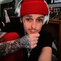 Ascolta undefined, guarda video musicali, leggi la biografia, vedi le date del tour & altro!