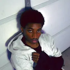 Escucha a Ephraim, mira videos musicales, lee su biografía, consulta las fechas de las gira y más.