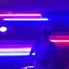 Ascolta K.tizzy, guarda video musicali, leggi la biografia, vedi le date del tour & altro!