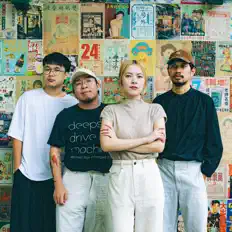 PuRRRRRを聴いたり、ミュージックビデオを鑑賞したり、経歴やツアー日程などを確認したりしましょう！