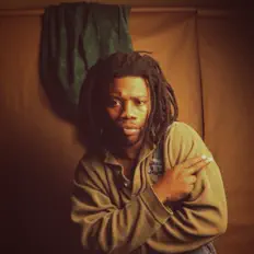 Hör dir JCH an, schau dir Musikvideos an, lies die Biografie, finde Tourdaten und mehr!