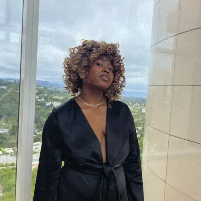 Listen to NICOLE-LYNN, watch music videos, read bio, see tour dates & more!