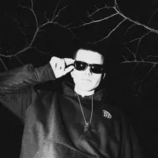 Listen to Evan Grim, watch music videos, read bio, see tour dates & more!
