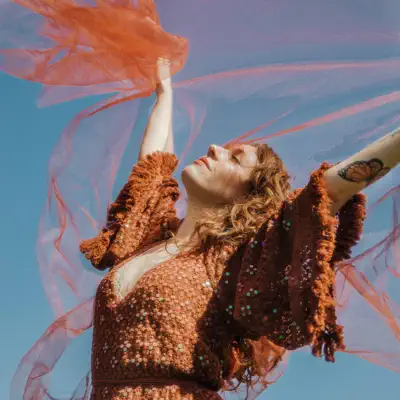 Listen to Julie Lavery, watch music videos, read bio, see tour dates & more!