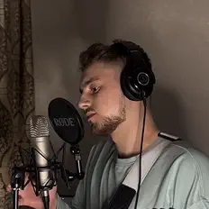 Ascolta V L A R T, guarda video musicali, leggi la biografia, vedi le date del tour & altro!