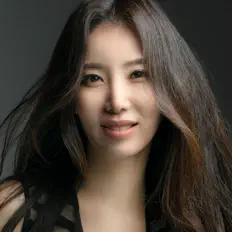 Ακούστε περιεχόμενο από Kay Kyung Eun Kim, παρακολουθήστε μουσικά βίντεο, διαβάστε το βιογραφικό, δείτε ημερομηνίες περιοδείας, και πολλά ακόμη!