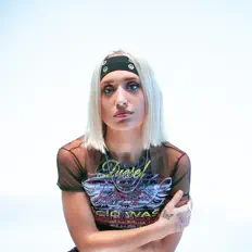 Ακούστε περιεχόμενο από NOVAH, παρακολουθήστε μουσικά βίντεο, διαβάστε το βιογραφικό, δείτε ημερομηνίες περιοδείας, και πολλά ακόμη!