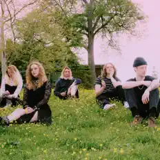 Ouça Pinky Lemon, assista a videoclipes, leia a biografia, veja as datas das turnês e mais!