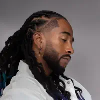 收听 undefined、观看音乐视频、阅读小传、查看巡演日期等 ！