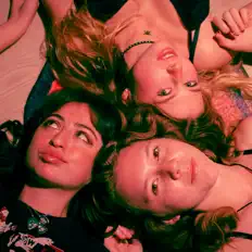 收听 Girls Got Nerve、观看音乐视频、阅读小传、查看巡演日期等 ！