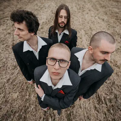 Listen to Mamoré, watch music videos, read bio, see tour dates & more!