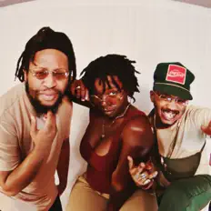 收听 thefamilyorchestra、观看音乐视频、阅读小传、查看巡演日期等 ！