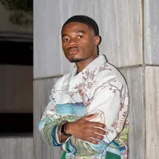 Listen to Lavado, watch music videos, read bio, see tour dates & more!