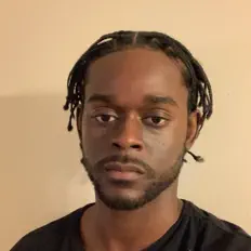 聆聽 Hayzuzzz、觀看音樂影片、閱讀小傳、查看巡演日期等！