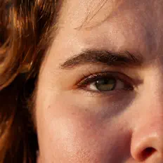 Janneke de Groot dinle, müzik videolarını izle, biyografisini oku, tur tarihlerini ve daha fazlasını gör!