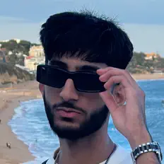 Yuvy Saini을(를) 듣고, 뮤직 비디오를 보고, 약력을 읽고, 투어 일정 등을 확인하세요!