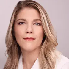 Escucha a Audra Casebier, mira vídeos musicales, lee la biografía, consulta fechas de giras y mucho más.