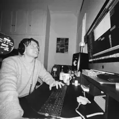 Pierre-Pavel: песни, клипы, биография, даты выступлений и многое другое.