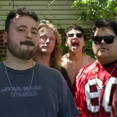 收听 The Winoes、观看音乐视频、阅读小传、查看巡演日期等 ！