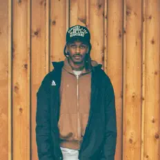 Dengarkan Chuck Adams, tonton video musik, baca bio, lihat tanggal tur & lainnya!