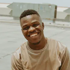 收听 BLESS KOGGE、观看音乐视频、阅读小传、查看巡演日期等 ！