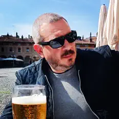 Ouve Stebano, vê vídeos de música, lê a biografia, vê as datas da digressão e muito mais!