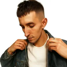 Mercoolを聴いたり、ミュージックビデオを鑑賞したり、経歴やツアー日程などを確認したりしましょう！