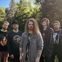 Dengarkan undefined, tonton video musik, baca bio, lihat tanggal tur & lainnya!