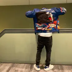 SAOBD DTHANGGを聴いたり、ミュージックビデオを鑑賞したり、経歴やツアー日程などを確認したりしましょう！