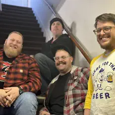 Pent Up!を聴いたり、ミュージックビデオを鑑賞したり、経歴やツアー日程などを確認したりしましょう！