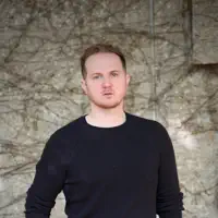 Posłuchaj wykonawcy undefined, obejrzyj teledyski, przeczytaj biografię, zobacz daty tras koncertowych i nie tylko!