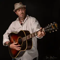 Listen to Johnny Blackthorn, watch music videos, read bio, see tour dates & more!