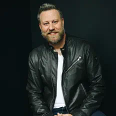 Cody Holley dinle, müzik videolarını izle, biyografisini oku, tur tarihlerini ve daha fazlasını gör!