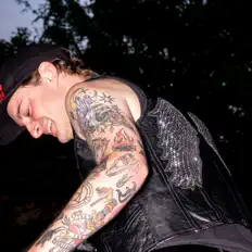 Listen to keram, watch music videos, read bio, see tour dates & more!