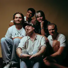 Écoutez Moonpools, regardez des vidéoclips, lisez la biographie, consultez les dates de tournée et plus encore !