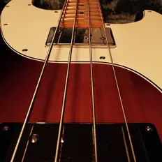 聆聽 Résiste capture l'obsession、觀看音樂影片、閱讀小傳、查看巡演日期等！