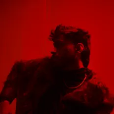 Priyam을(를) 듣고, 뮤직 비디오를 보고, 약력을 읽고, 투어 일정 등을 확인하세요!