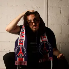 Écoutez Hom-T, regardez des vidéoclips, lisez la biographie, consultez les dates de tournée et plus encore !