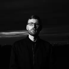 Listen to Oscuro, watch music videos, read bio, see tour dates & more!