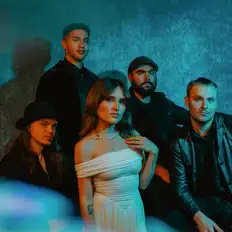 Cosmic Oceanを聴いたり、ミュージックビデオを鑑賞したり、経歴やツアー日程などを確認したりしましょう！