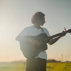 Luke Hylandを聴いたり、ミュージックビデオを鑑賞したり、経歴やツアー日程などを確認したりしましょう！