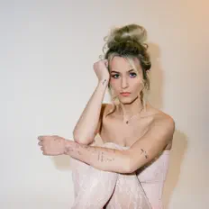 Listen to Mackenzie Arromba, watch music videos, read bio, see tour dates & more!